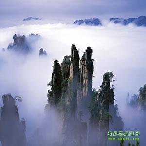 暑期夏令營湘西精華旅游線路：長沙、韶山、張家界、鳳凰純玩8日游